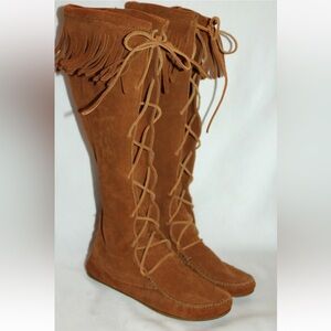 Minnetonka #1422 Chestnut Suede Lace-Up Fringe moccasin Boots